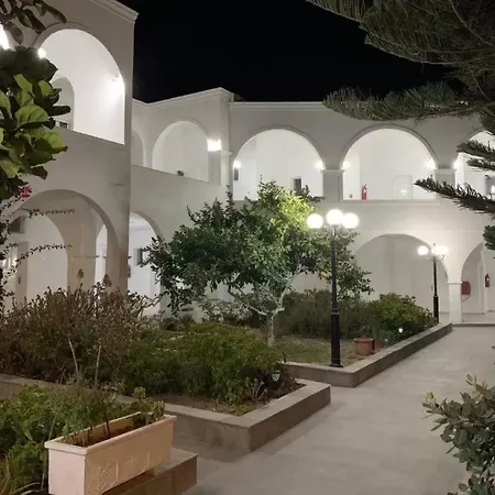 Hotel Lodos Karterados (Santorini)