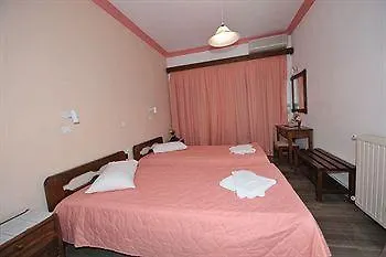 Hotel Lodos Karterados (Santorini)