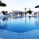 Lodos Karterados (Santorini)
