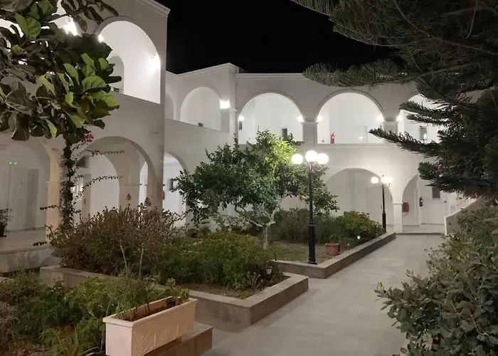 Hotel Lodos Karterádos