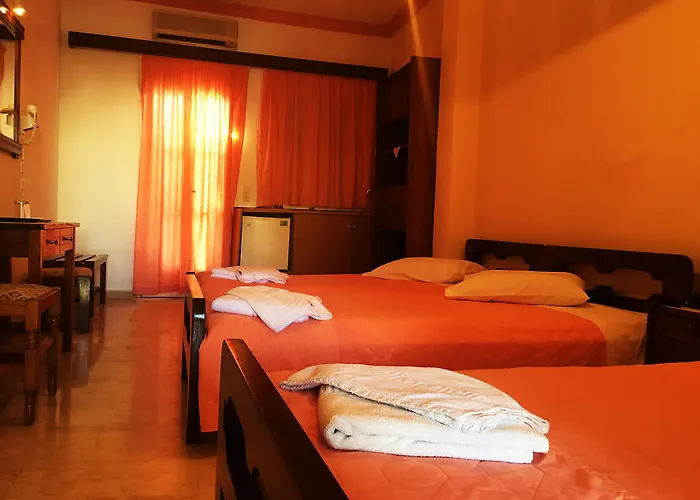 Lodos Hotel Karterádos