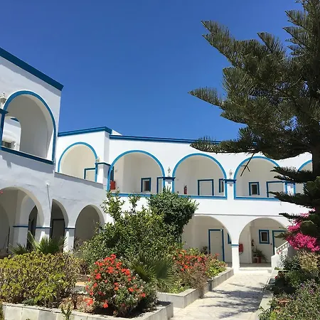 Hotel Lodos Karterados (Santorini)