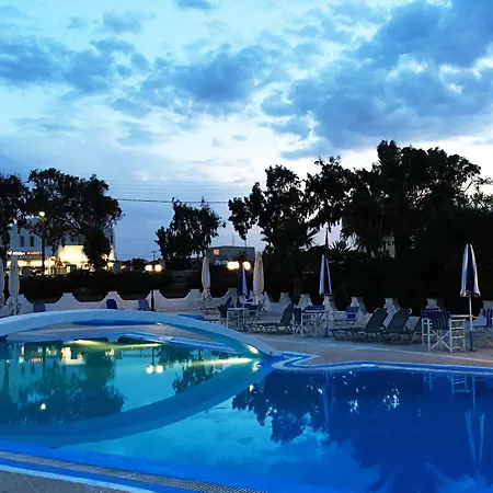 Hotel Lodos 2*