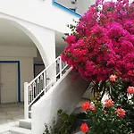 Lodos Karterados (Santorini)