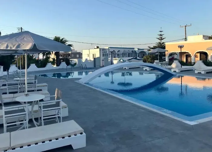 Lodos 2* Karterados (Santorini)