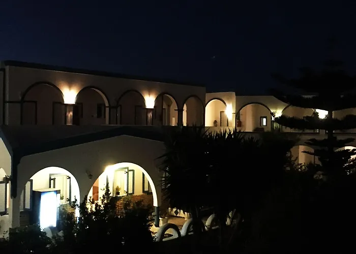 Lodos Hotel Karterados (Santorini)