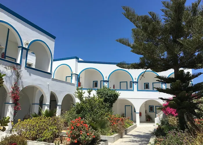 Hotel Lodos Karterados (Santorini)