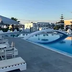 Lodos 2* Karterados (Santorini)